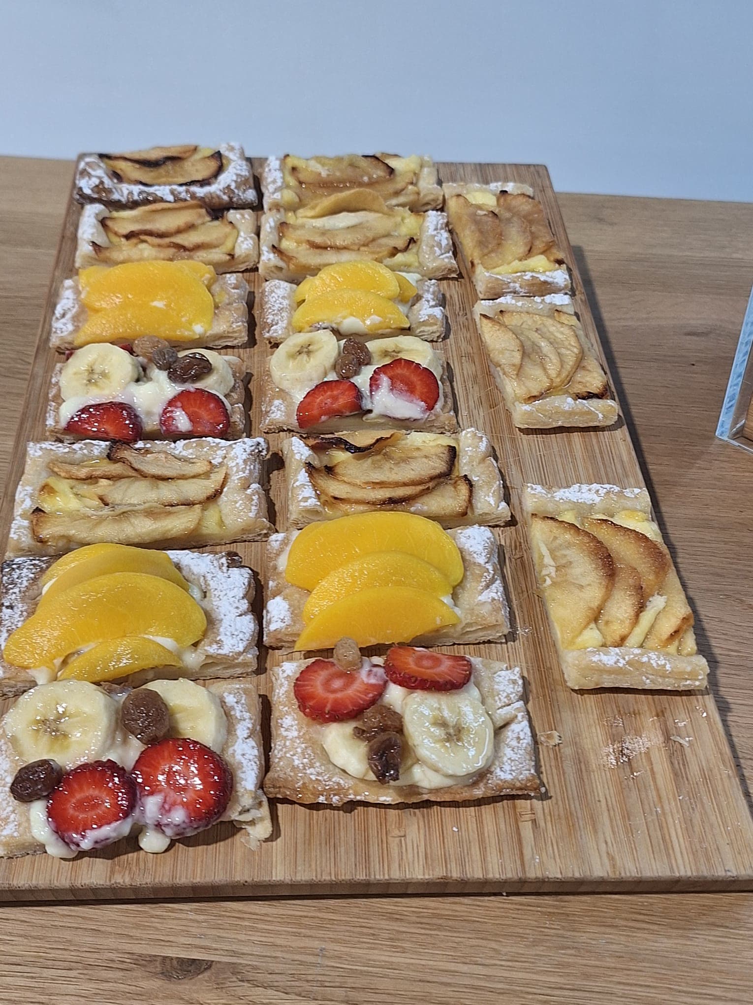 Tartaletas de hojaldre con fruta