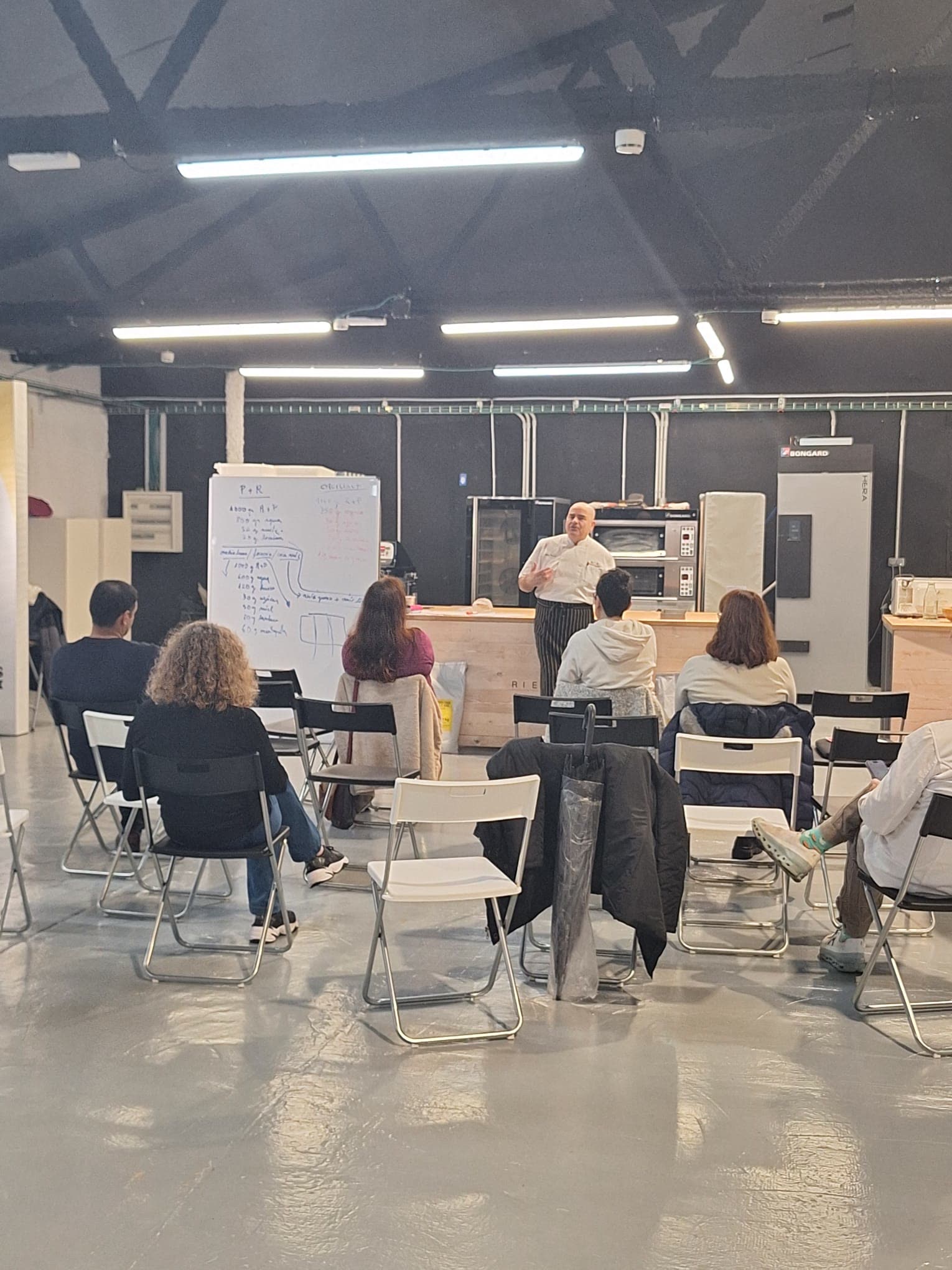 Sala completa durante la masterclass